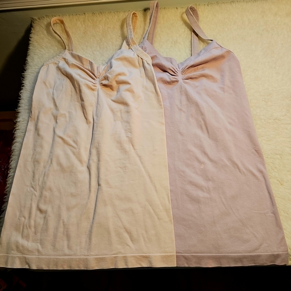 Marilyn Monroe Intimates Medium Tank Camisole Lot Beige and Lavender